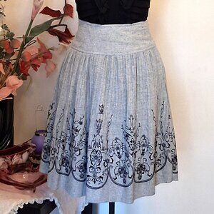 NWT Gray Embroidered Pleated Lined Skirt Women’s Fall Winter Skirts Size 10